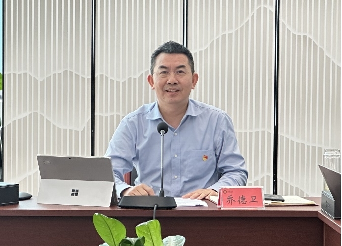綠色動(dòng)力集團(tuán)黨委理論學(xué)習(xí)中心組召開(kāi)第七次集中學(xué)習(xí)研討會(huì)